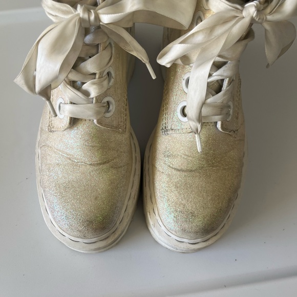 Dr. Martens Shoes Dr Martins Molly Glitter White Iridescent Lace Up